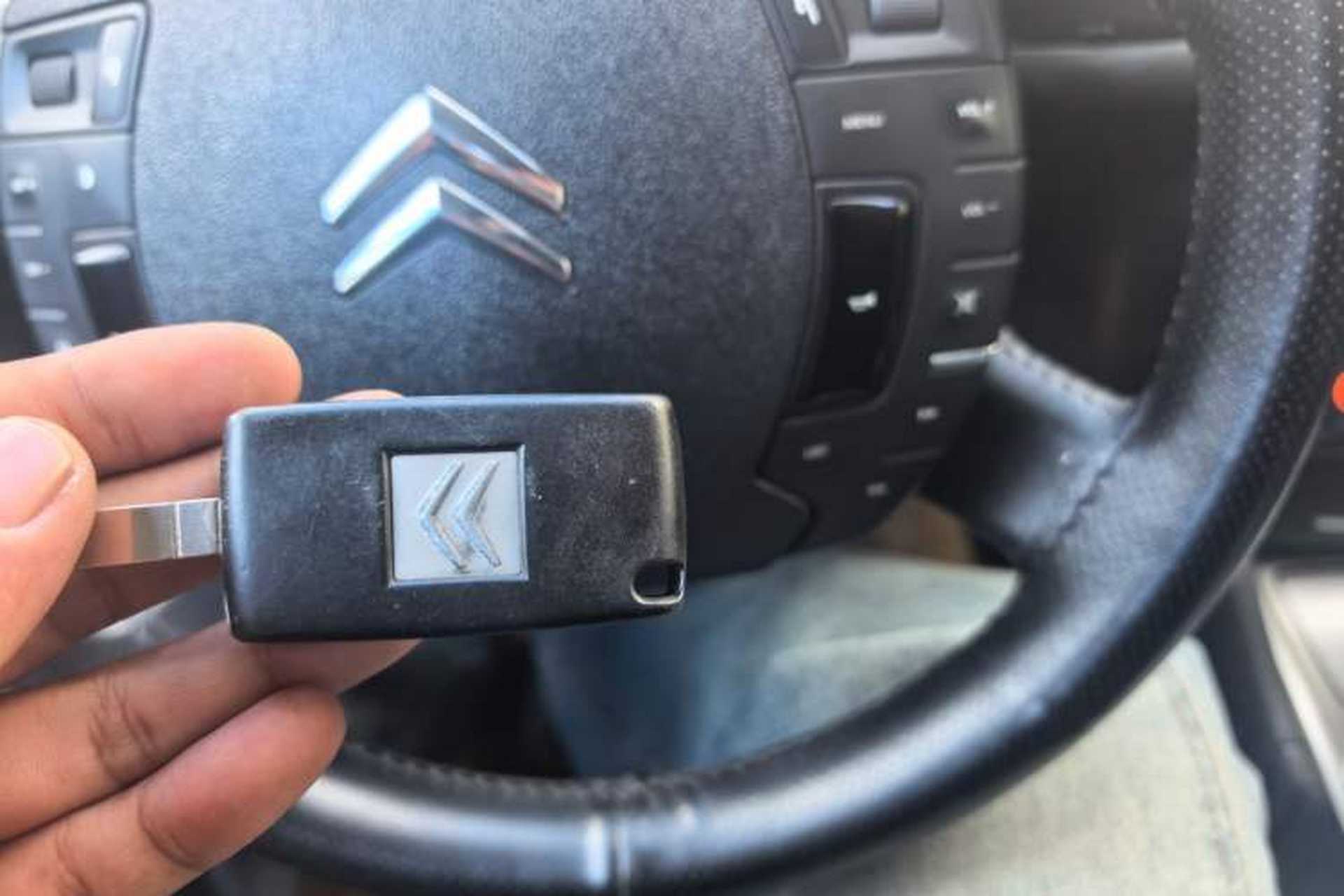 Used Citroen C5 2012 2.0L Automatic Luxury Edition Vehicle Key