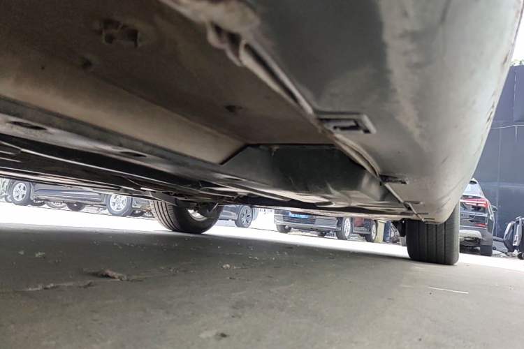 Used Citroen C5 2012 2.3L Automatic Zunyu Version Chassis Front Left