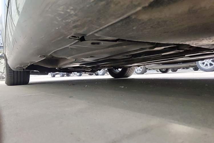 Used Citroen C5 2012 2.3L Automatic Zunyu Version Chassis Rear Left