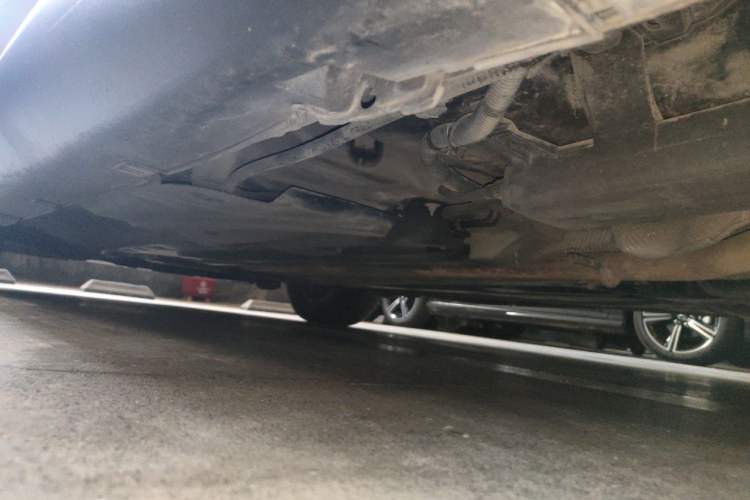 Used Citroen C5 2012 2.0L Automatic Luxury Edition Chassis Rear Left