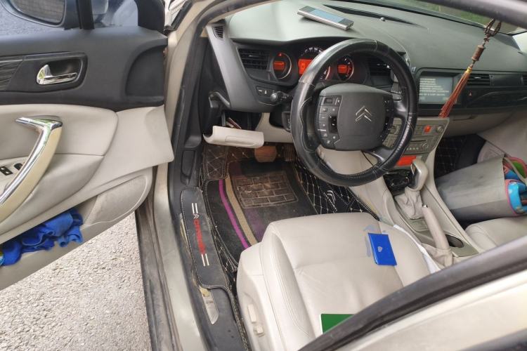 Used Citroen C5 2012 2.0L Automatic Luxury Edition Driver Seat