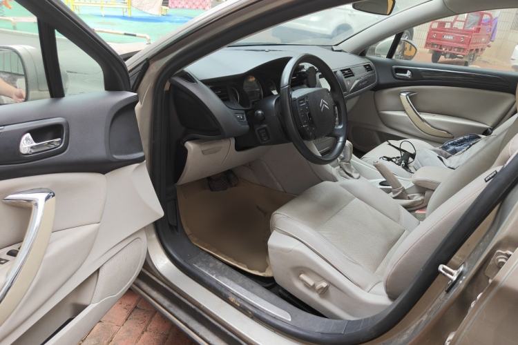 Used Citroen C5 2012 2.0L Automatic Luxury Edition Driver Seat
