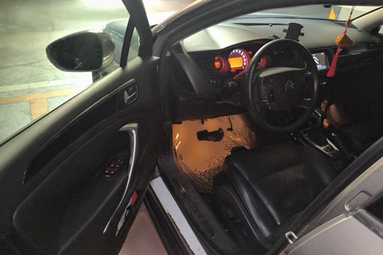 Used Citroen C5 2012 2.0L Automatic Luxury Edition Driver Seat