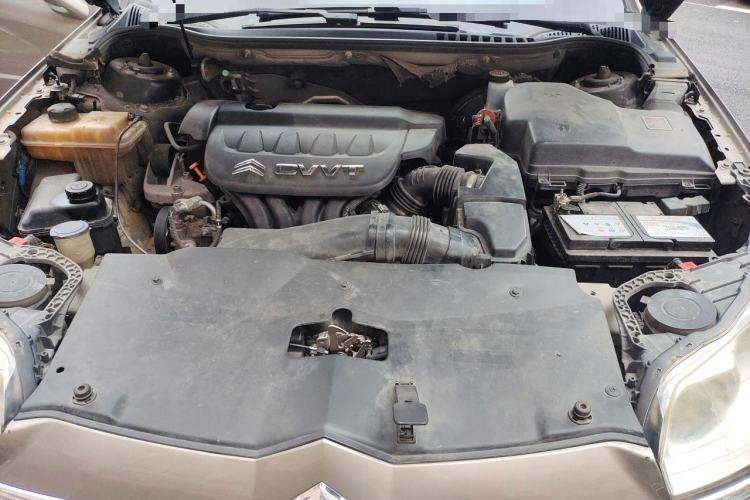Used Citroen C5 2012 2.0L Automatic Luxury Edition Engine Bay