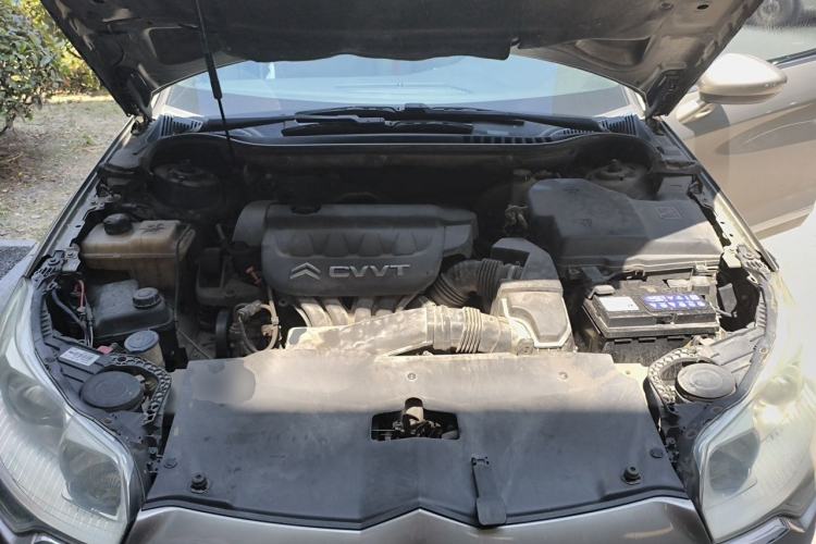 Used Citroen C5 2012 2.0L Automatic Luxury Edition Engine Bay