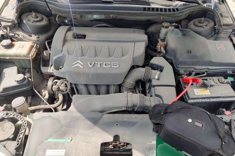 Used Citroen C5 2012 2.3L Automatic Zunyu Version Engine Bay