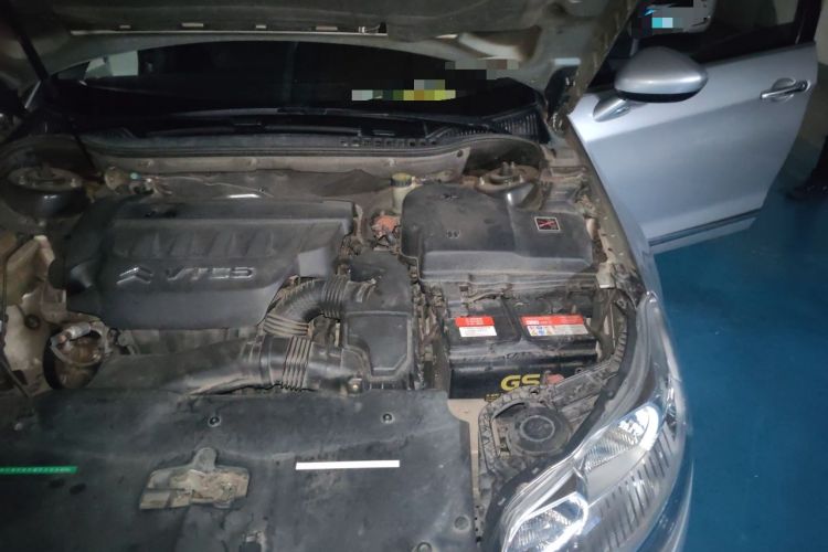Used Citroen C5 2012 2.3L Automatic Zunyu Version Engine Bay Left