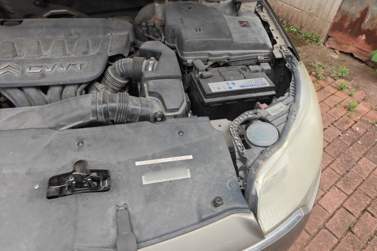 Used Citroen C5 2012 2.0L Automatic Luxury Edition Engine Bay Left