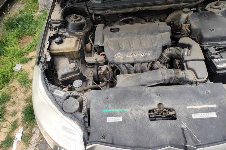 Used Citroen C5 2012 2.0L Automatic Luxury Edition Engine Bay Right