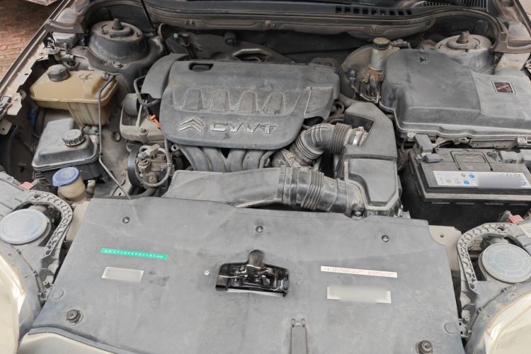 Used Citroen C5 2012 2.0L Automatic Luxury Edition Engine Bay