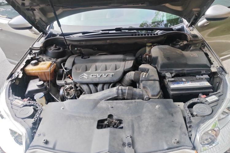 Used Citroen C5 2012 2.0L Automatic Luxury Edition Engine Bay