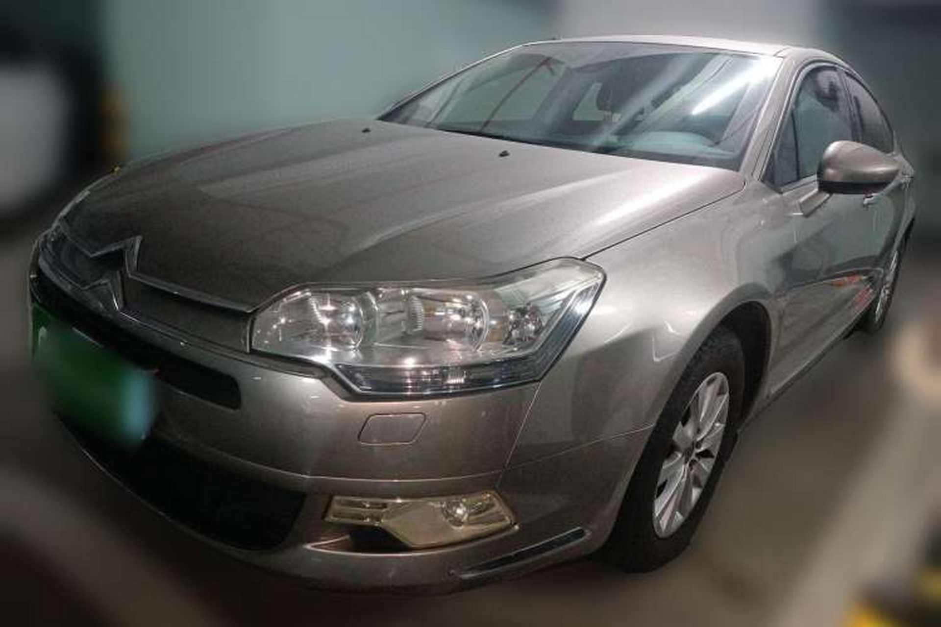 Used Citroen C5 2012 2.0L Automatic Luxury Edition Front Left 45 Deg