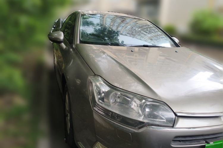 Used Citroen C5 2012 2.0L Automatic Luxury Edition Front Right 45 Deg