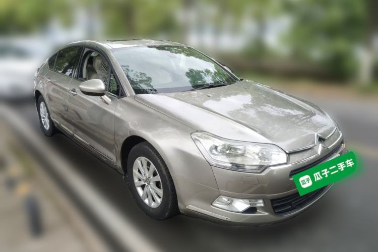 Used Citroen C5 2012 2.0L Automatic Luxury Edition Front Right 45 Deg