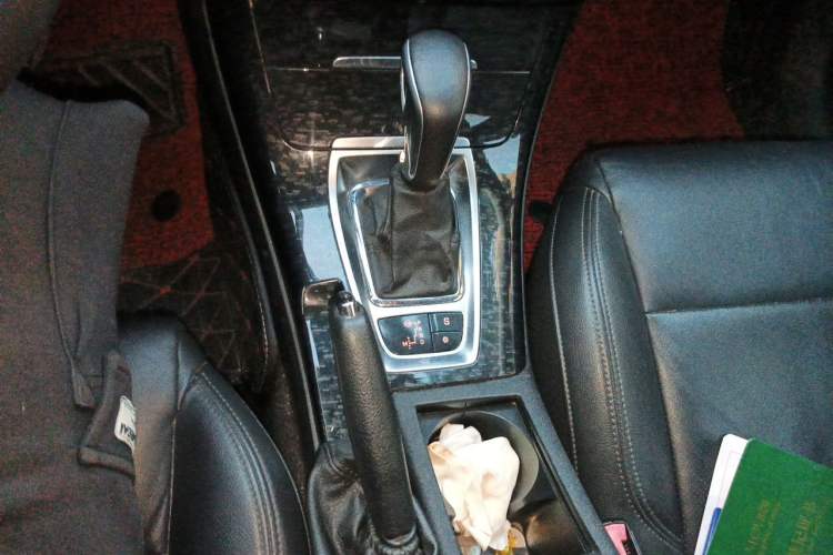 Used Citroen C5 2012 2.3L Automatic Prestige Edition Gear Lever