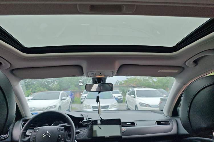 Used Citroen C5 2012 2.3L Automatic Zunyu Version Headliner