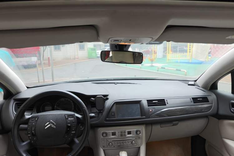 Used Citroen C5 2012 2.0L Automatic Luxury Edition Headliner