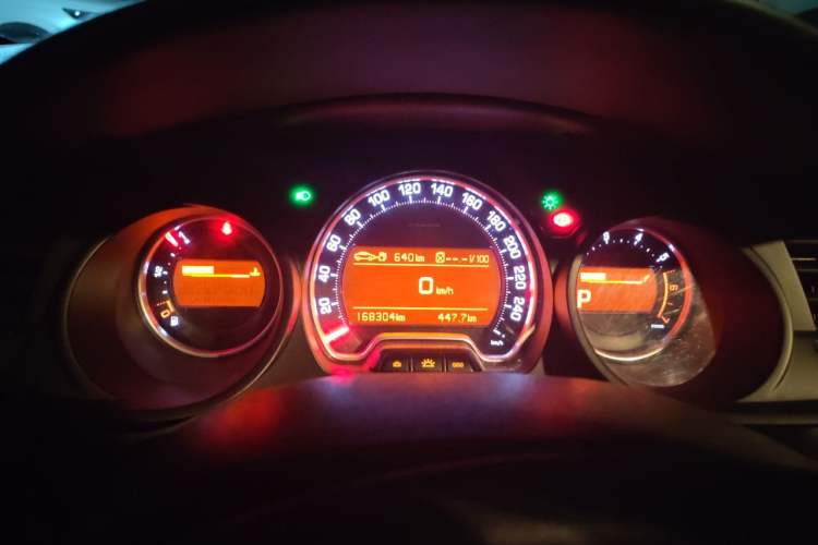 Used Citroen C5 2012 2.3L Automatic Zunyu Version Instrument Cluster