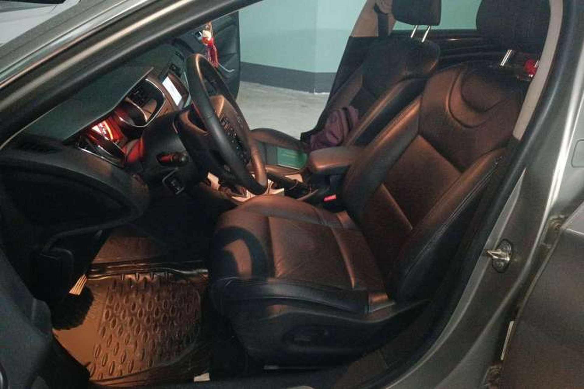 Used Citroen C5 2012 2.0L Automatic Luxury Edition Left Front Seat