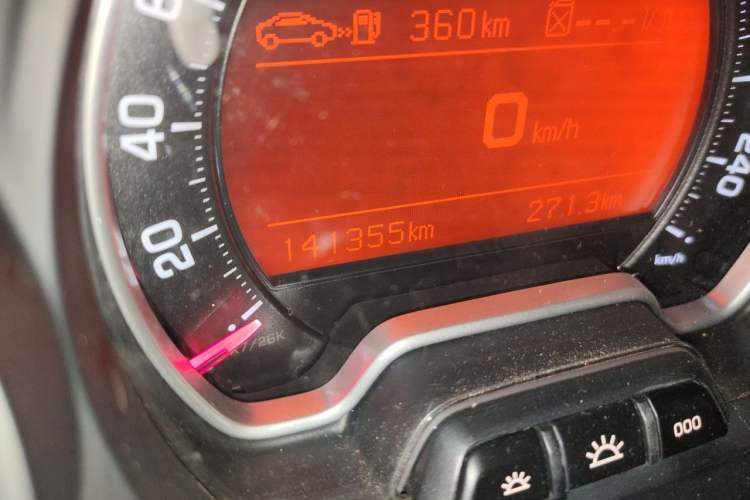 Used Citroen C5 2012 2.0L Automatic Luxury Edition Odometer Close Up