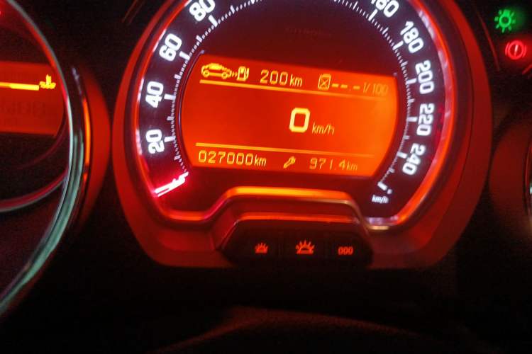 Used Citroen C5 2012 2.0L Automatic Luxury Edition Odometer Close Up