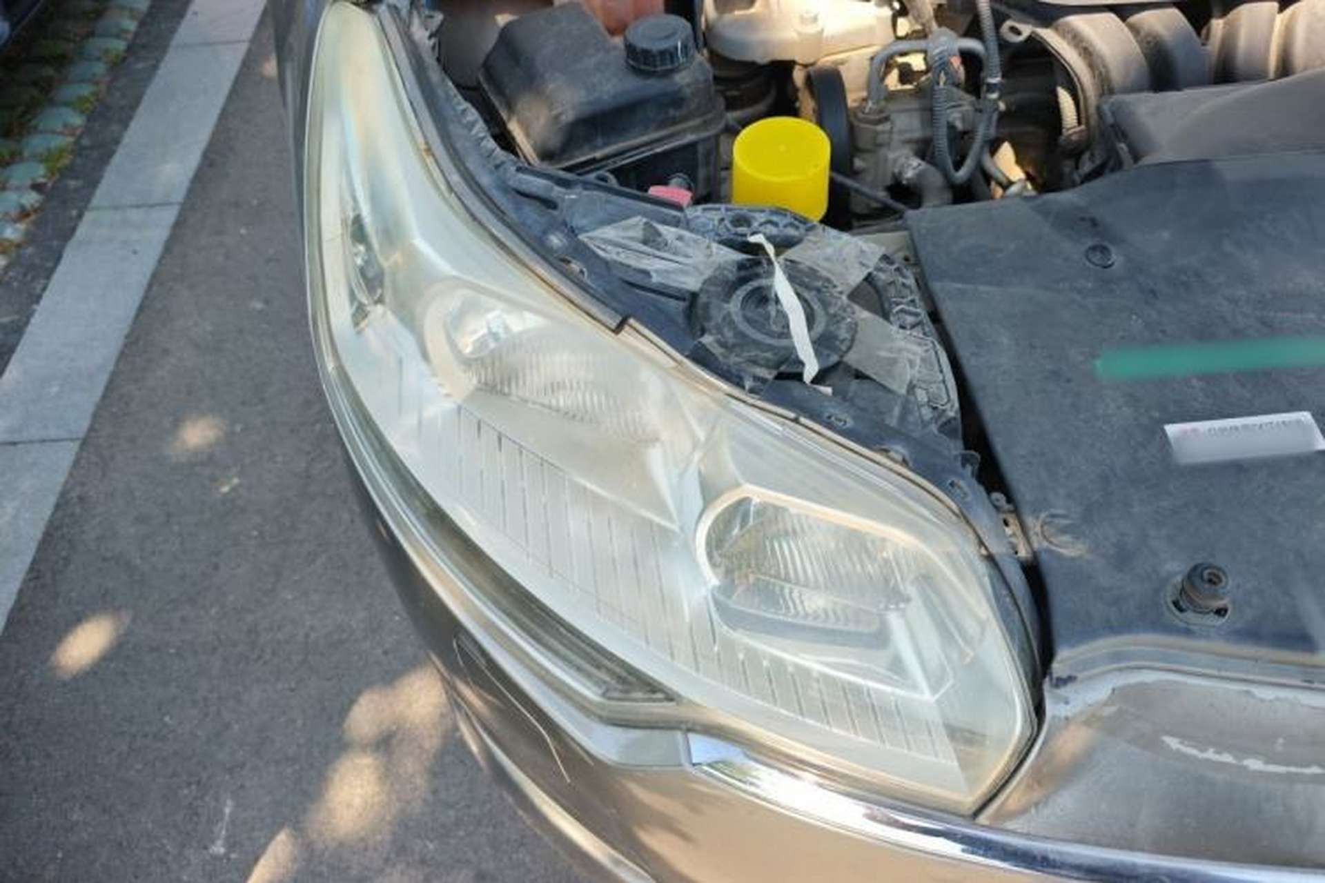 Used Citroen C5 2012 2.0L Automatic Luxury Edition Right Front Headlight