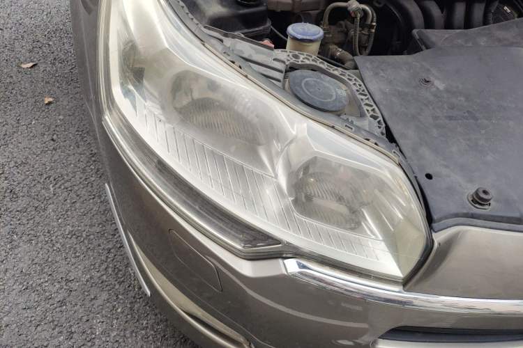 Used Citroen C5 2012 2.0L Automatic Luxury Edition Right Front Headlight