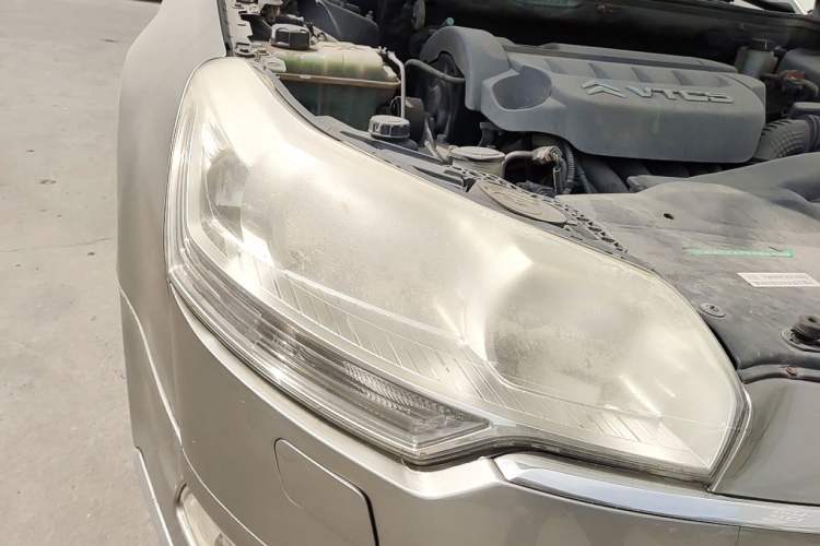 Used Citroen C5 2012 2.3L Automatic Zunyu Version Right Front Headlight
