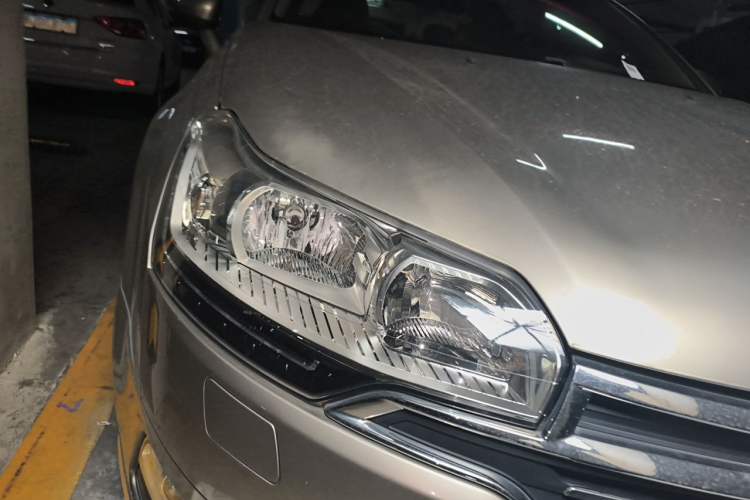 Used Citroen C5 2012 2.0L Automatic Luxury Edition Right Front Headlight