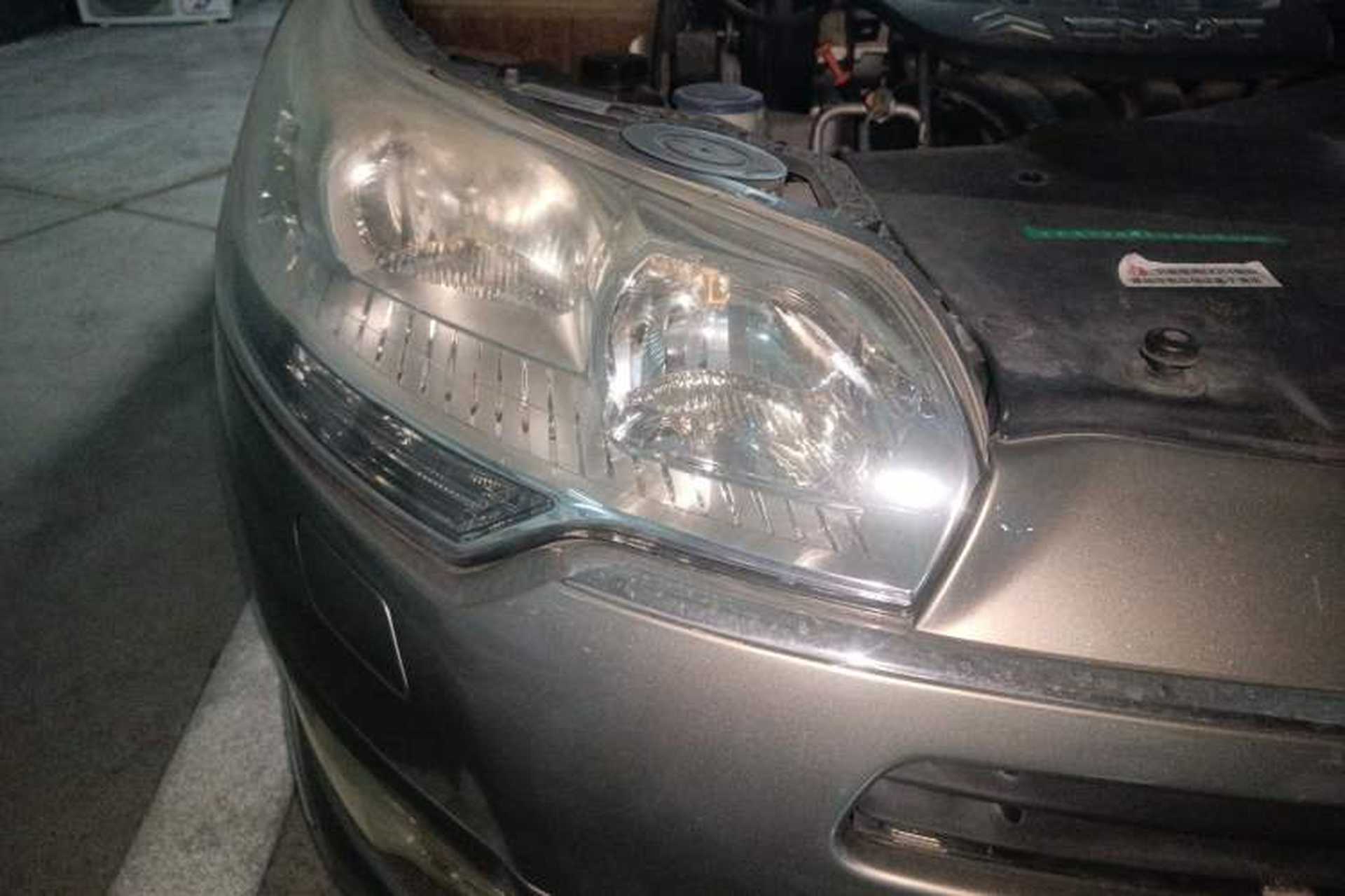 Used Citroen C5 2012 2.0L Automatic Luxury Edition Right Front Headlight