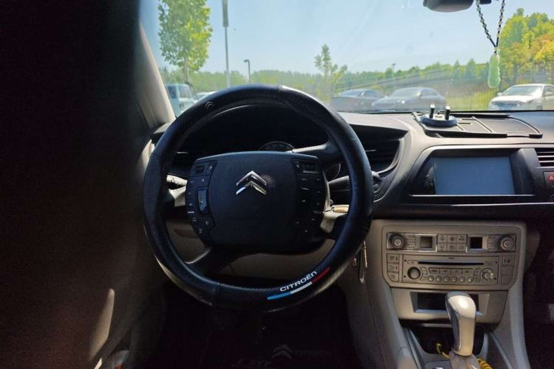 Used Citroen C5 2012 2.0L Automatic Luxury Edition Steering Wheel