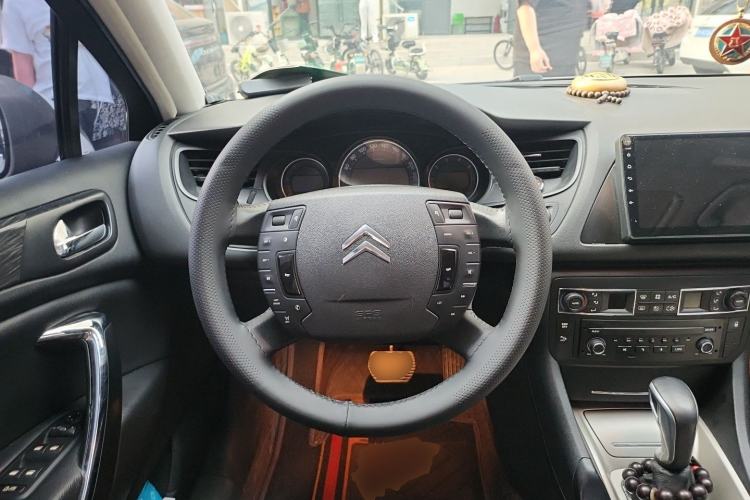 Used Citroen C5 2012 2.0L Automatic Luxury Edition Steering Wheel