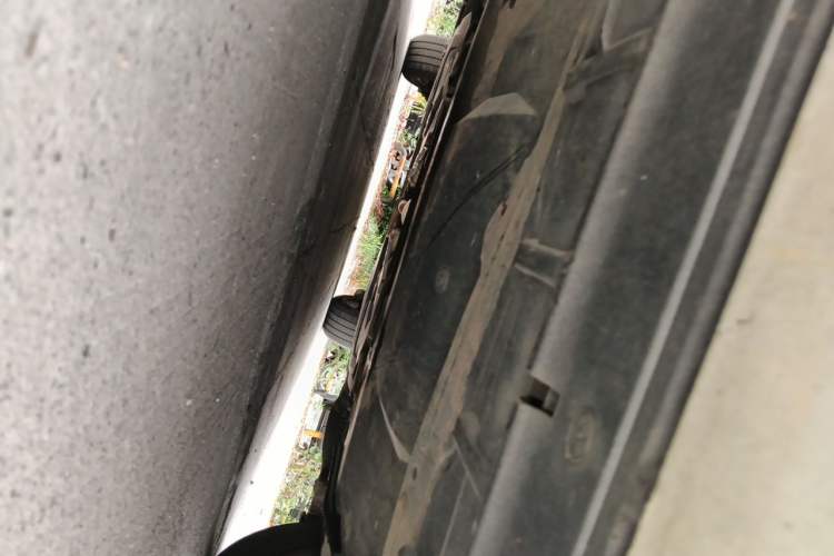 Used Citroen C5 2012 2.3L Automatic Zunyu Version Chassis Front