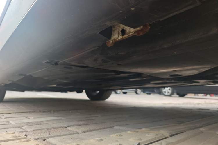 Used Citroen C5 2012 2.3L Automatic Luxury Version Chassis Rear Left