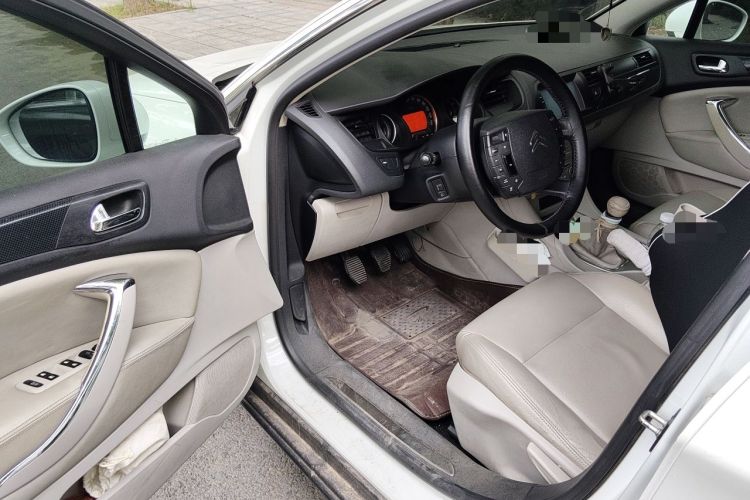 Used Citroen C5 2012 2.0L Manual Comfort Version Driver Seat