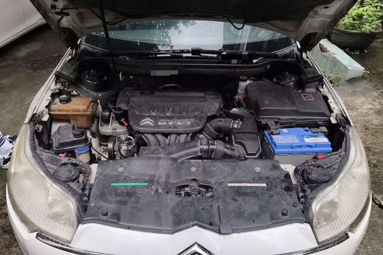 Used Citroen C5 2012 2.0L Automatic Luxury Edition Engine Bay