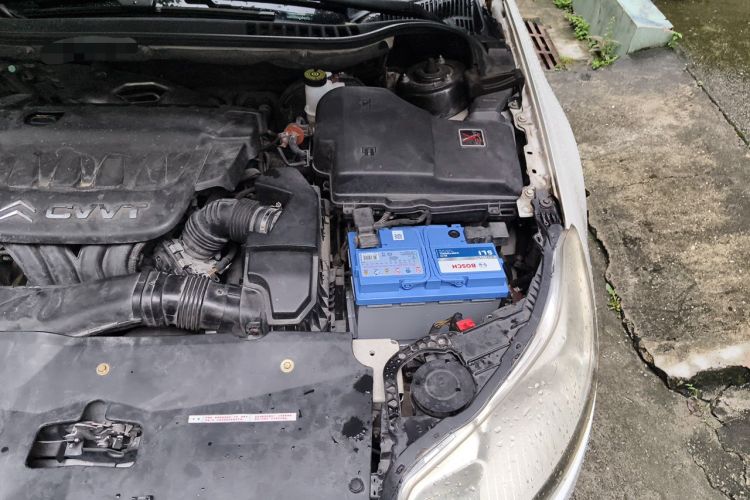 Used Citroen C5 2012 2.0L Automatic Luxury Edition Engine Bay Left