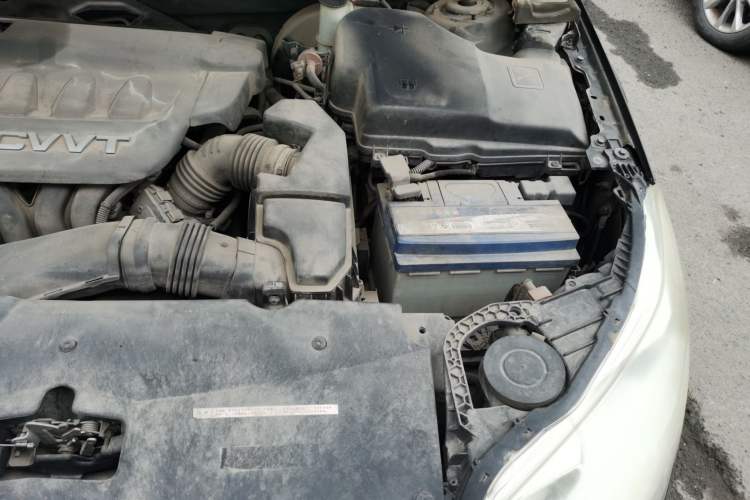 Used Citroen C5 2012 2.0L Automatic Luxury Edition Engine Bay Left