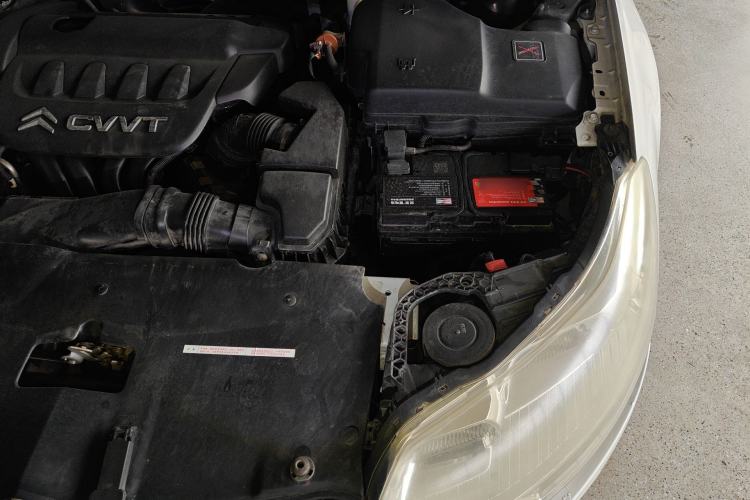 Used Citroen C5 2012 2.0L Automatic Luxury Edition Engine Bay Left