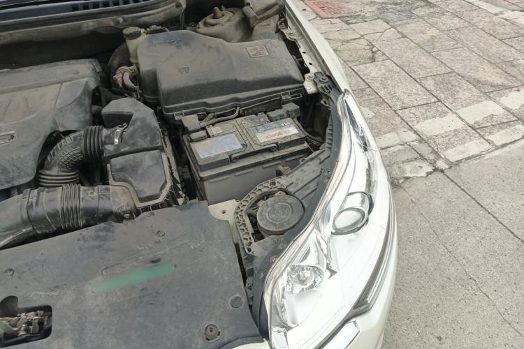 Used Citroen C5 2012 2.3L Automatic Zunyu Version Engine Bay Left