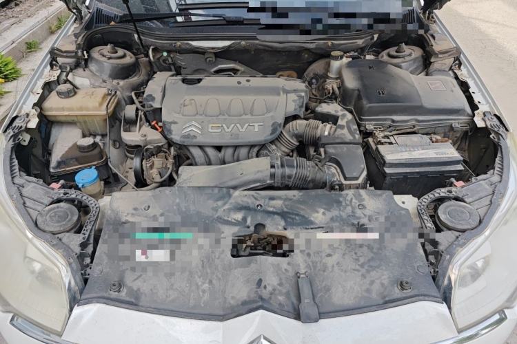 Used Citroen C5 2012 2.0L Manual Comfort Version Engine Bay