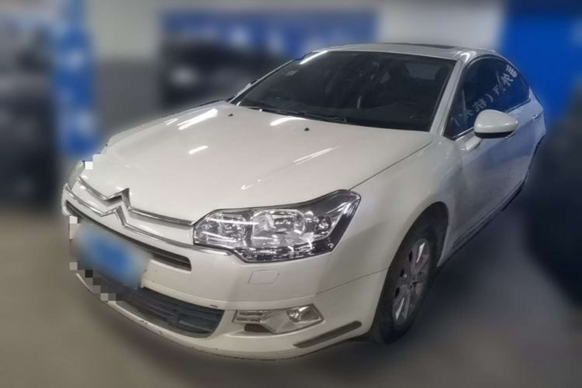 Used Citroen C5 2012 2.0L Automatic Luxury Edition Front Left 45 Deg