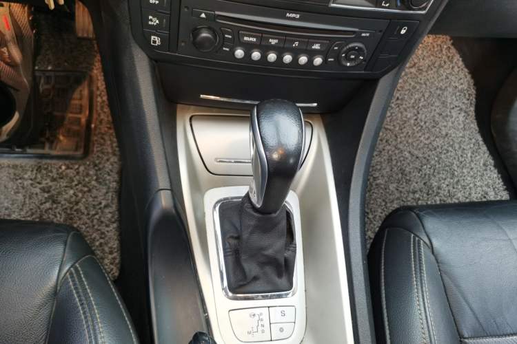 Used Citroen C5 2012 2.0L Automatic Luxury Edition Gear Lever