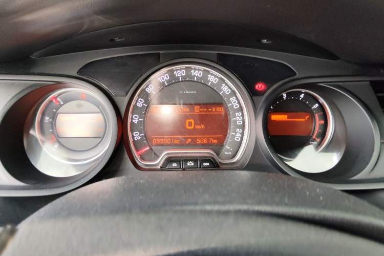 Used Citroen C5 2012 2.0L Manual Comfort Version Instrument Cluster