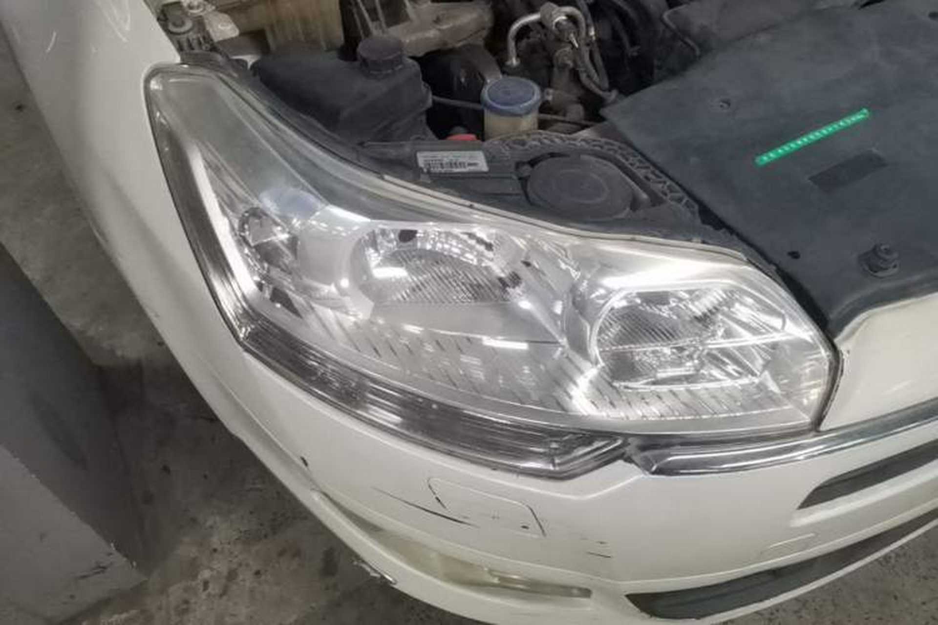 Used Citroen C5 2012 2.0L Automatic Luxury Edition Right Front Headlight