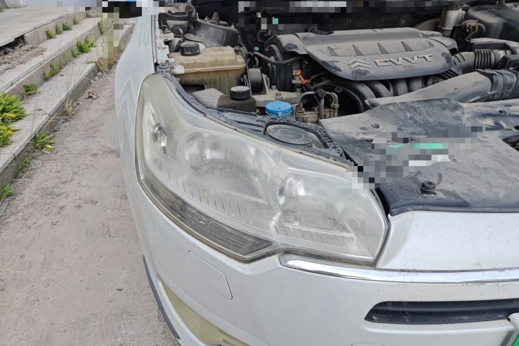 Used Citroen C5 2012 2.0L Manual Comfort Version Right Front Headlight