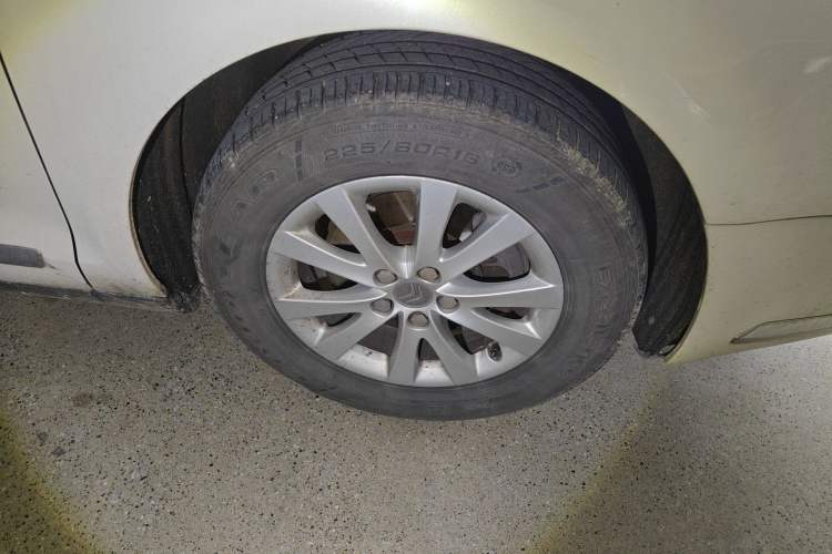 Used Citroen C5 2012 2.0L Automatic Luxury Edition Right Front Wheel Hub