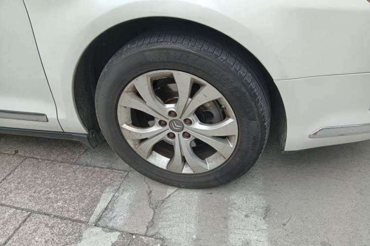 Used Citroen C5 2012 2.3L Automatic Zunyu Version Right Front Wheel Hub