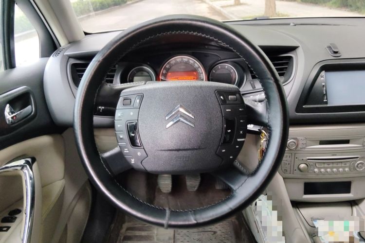 Used Citroen C5 2012 2.0L Manual Comfort Version Steering Wheel