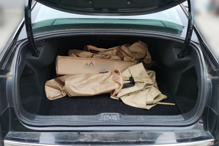 Used Citroen C5 2012 2.0L Automatic Luxury Edition Trunk